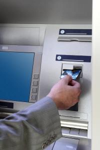 Bezprowizyjne bankomaty dla Klientów INVEST-BANKU